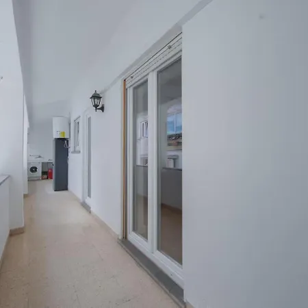 Bright & Comfortable Flat In The Heart Of Appartamento Cascais