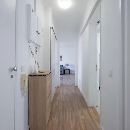 Appartamento Bright & Comfortable Flat In The Heart Of