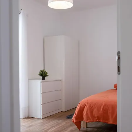 Appartamento Bright & Comfortable Flat In The Heart Of
